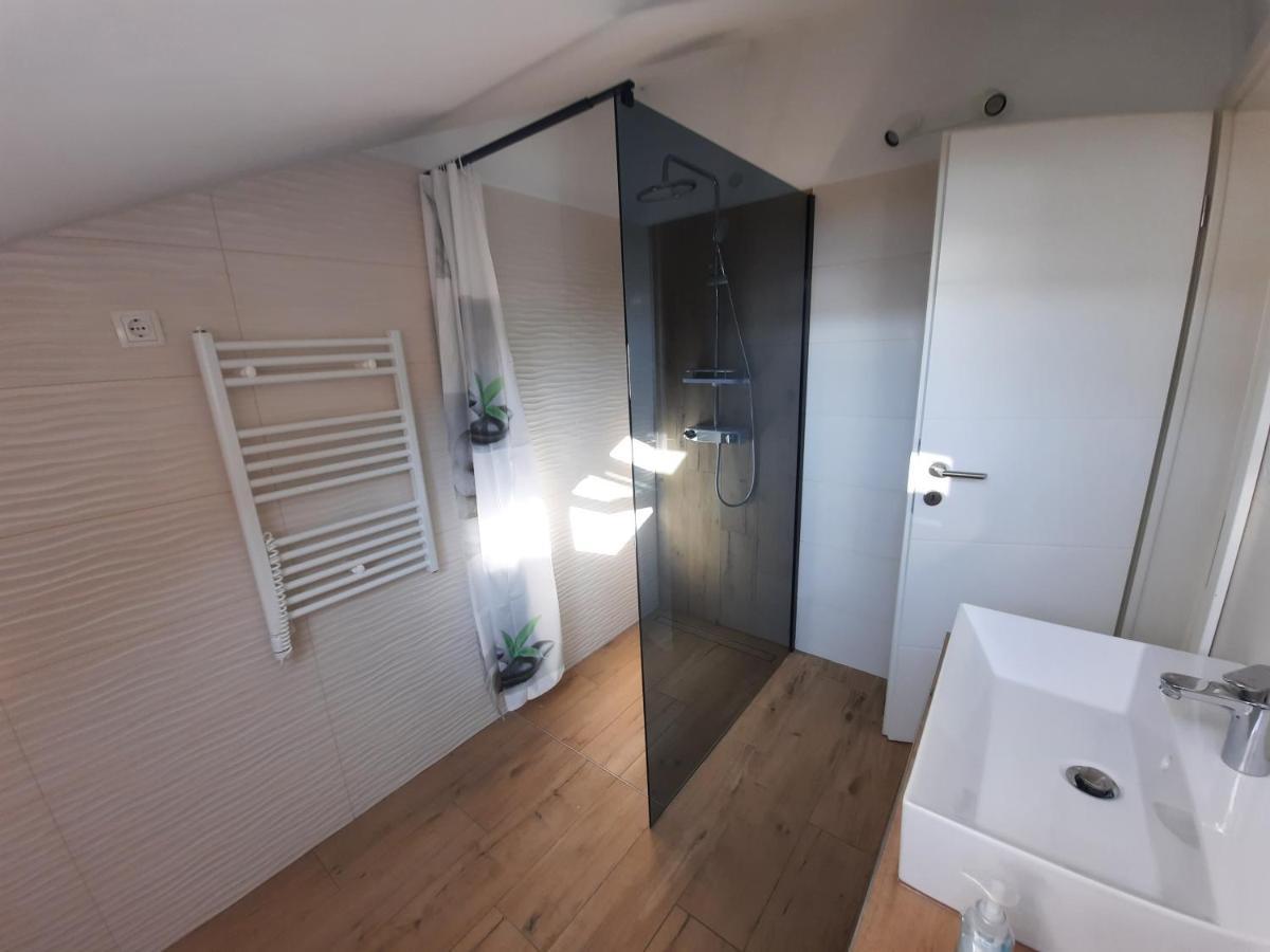 Sea View Later Apartment Риека Экстерьер фото