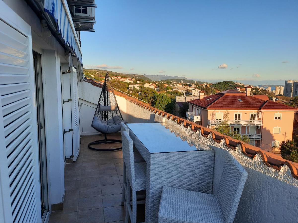 Sea View Later Apartment Риека Экстерьер фото