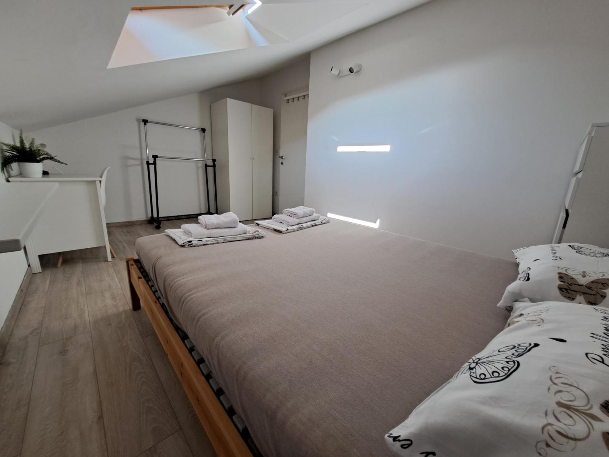 Sea View Later Apartment Риека Экстерьер фото